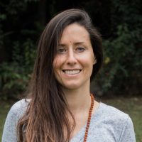 Katerina Brzovic - Contacto Tierra